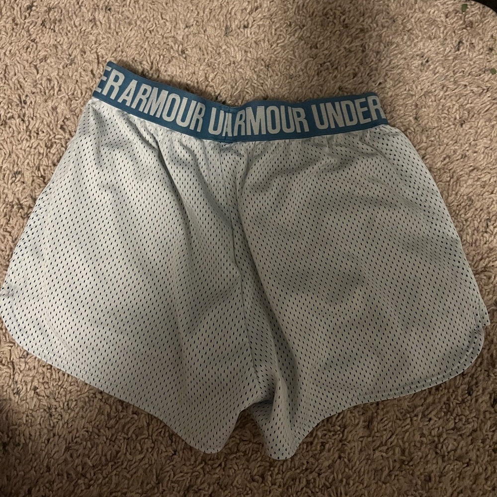 Womans XS under-armor athletic shorts.